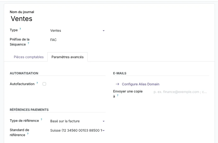 Journal des ventes Odoo 20 : type de référence basé sur la facture, standard Suisse