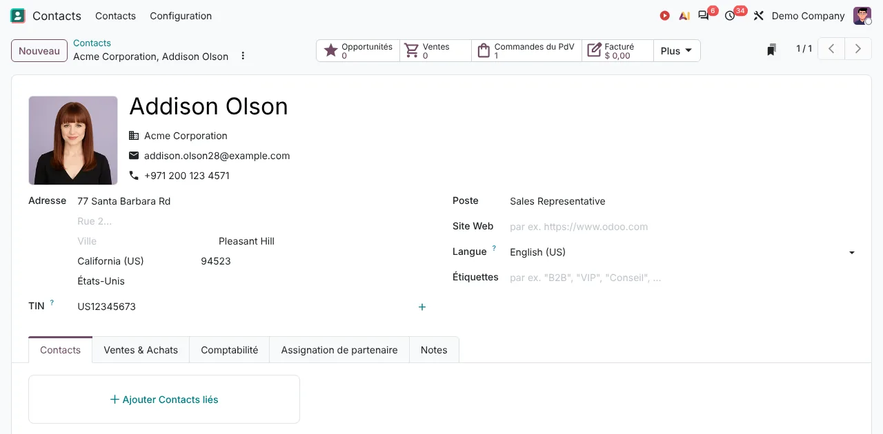Fiche d'un interlocuteur dans Odoo 20 : employeur, poste et coordonnées